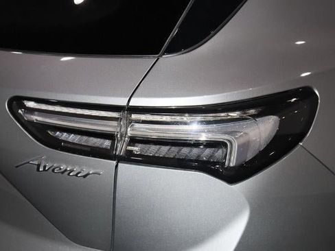 Certified 2023 Buick Envision Avenir image 11