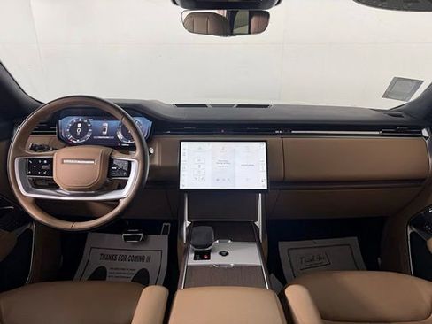 Used 2024 Land Rover Range Rover Long Wheelbase SE image 20