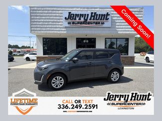 Used 2025 Kia Soul LX FWD video 1
