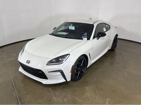 New 2026 Toyota GR86 Premium image 11