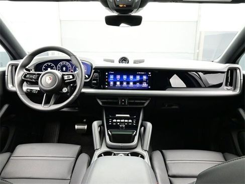 Certified 2026 Porsche Cayenne S image 20