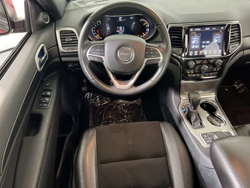 Used 2022 Jeep Grand Cherokee Laredo X image 23