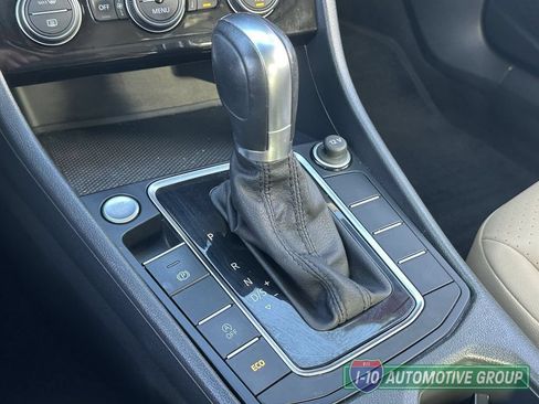 Used 2019 Volkswagen Jetta SE FWD image 30