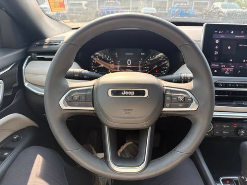 Used 2024 Jeep Compass Limited AWD/4WD image 26