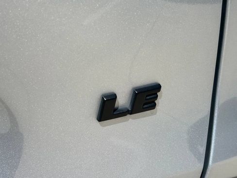 Used 2024 Toyota RAV4 LE FWD image 12