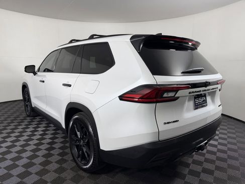 Used 2026 Toyota Grand Highlander AWD Hybrid image 8