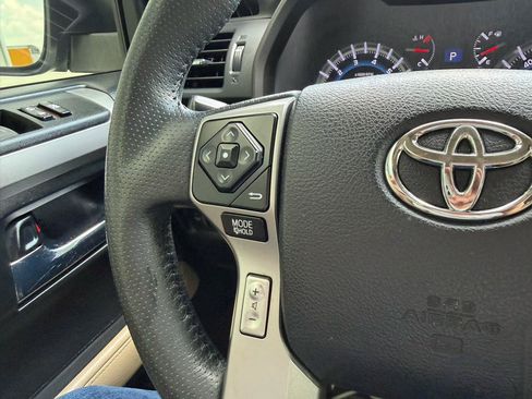 Used 2019 Toyota 4Runner SR5 RWD image 23