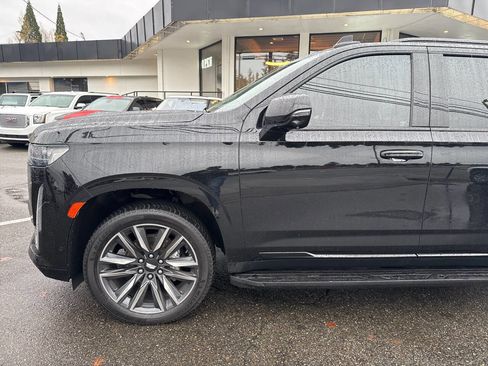 Used 2021 Cadillac Escalade Sport image 14