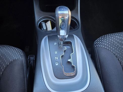 Used 2014 Dodge Journey SXT image 14