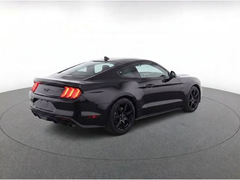 Used 2020 Ford Mustang GT w/ Black Accent Package RWD image 4