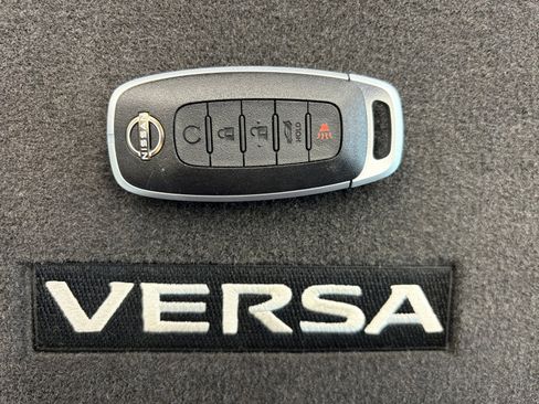 New 2025 Nissan Versa SR image 29