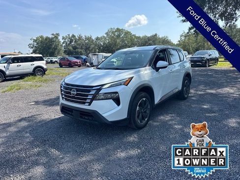 Used 2025 Nissan Rogue SV AWD/4WD image 1