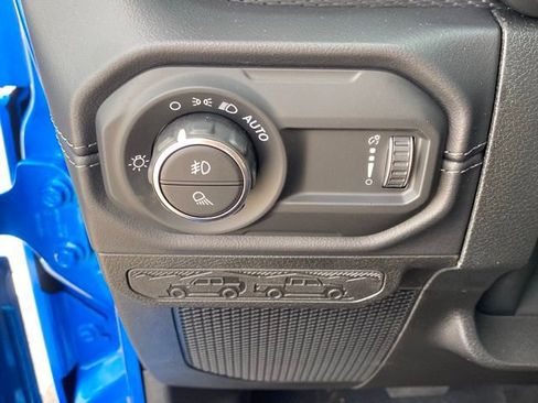 New 2025 Jeep Gladiator Rubicon image 28