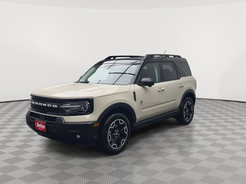 New 2025 Ford Bronco Sport Outer Banks w/ Outer Banks Tech Package+ image 36