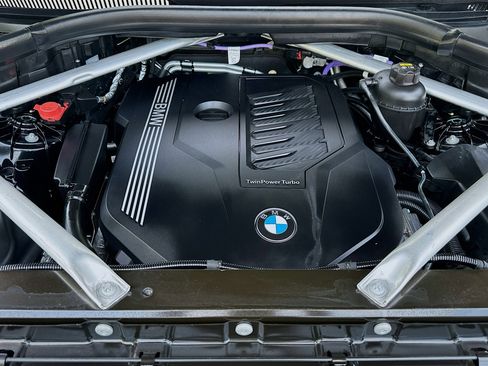 Used 2021 BMW X6 sDrive40i w/ M Sport Package RWD image 31