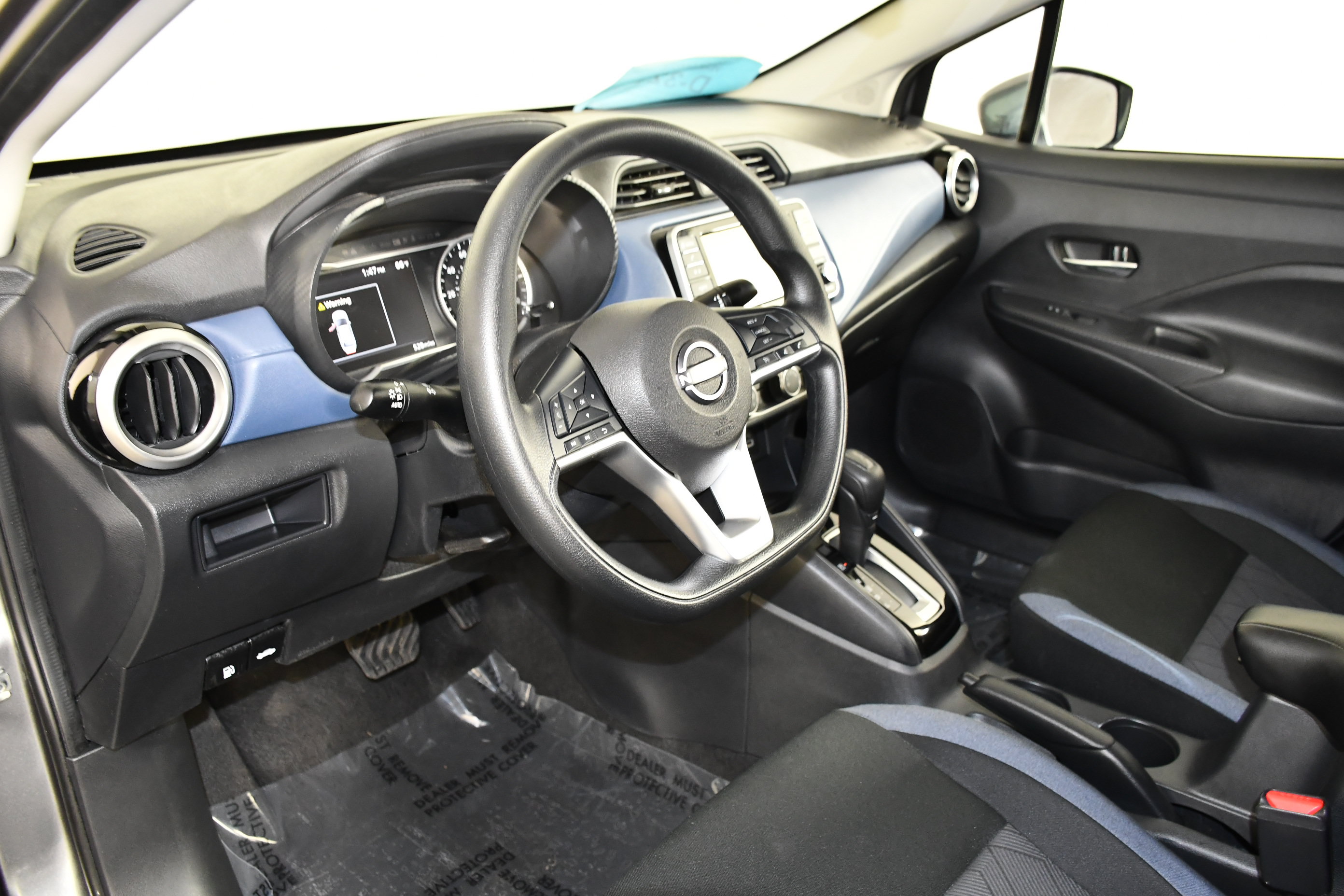 Used 2025 Nissan Versa SV w/ Trunk Package FWD image 34
