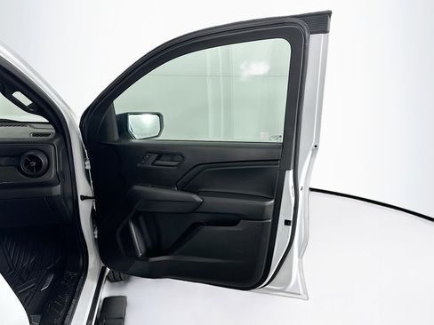 Used 2023 Chevrolet Colorado W/T RWD image 30