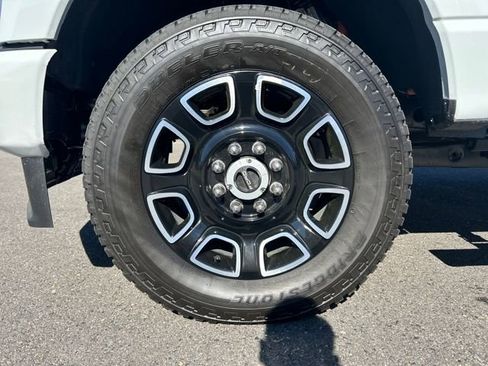 New 2026 Ford F250 Platinum image 28