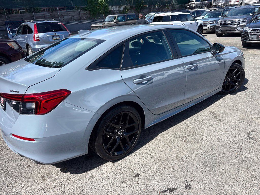Used 2024 Honda Civic Sport image 6