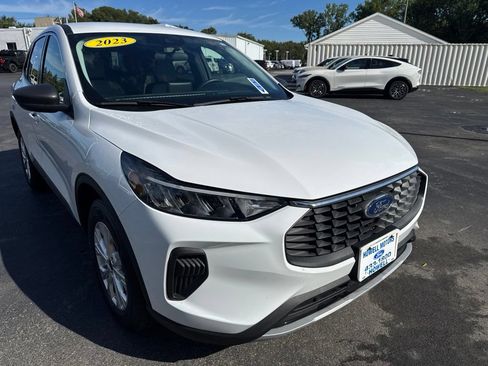 Used 2023 Ford Escape Active AWD/4WD image 1