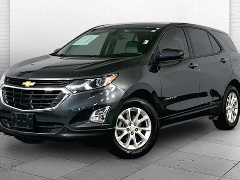 Used 2018 Chevrolet Equinox LS FWD image 12