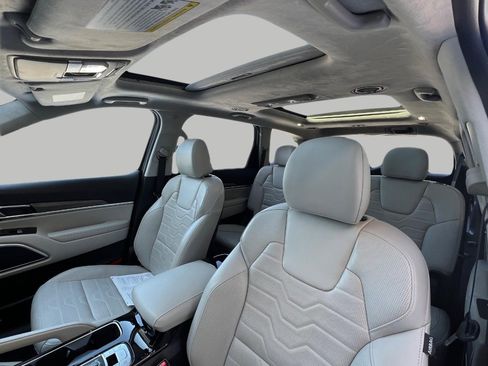 Used 2021 Kia Telluride SX w/ SX Prestige Package image 26