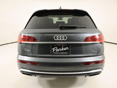 Certified 2025 Audi Q5 2.0T Premium Plus w/ Premium Plus Package image 4