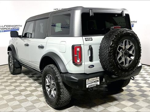 Certified 2024 Ford Bronco Badlands AWD/4WD image 8
