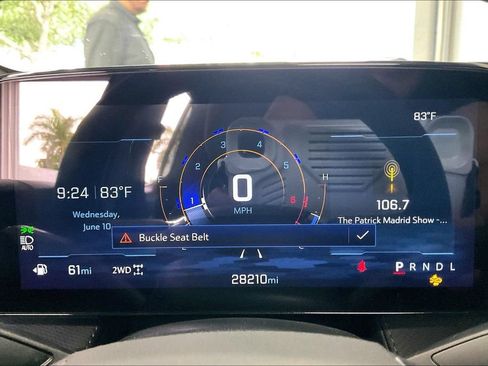 Used 2025 Chevrolet Equinox LT AWD/4WD image 7