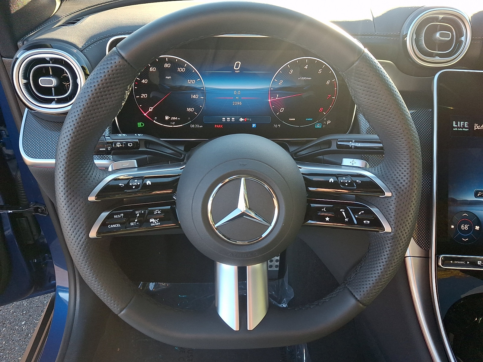 New 2026 Mercedes-Benz GLC 300 4MATIC image 17