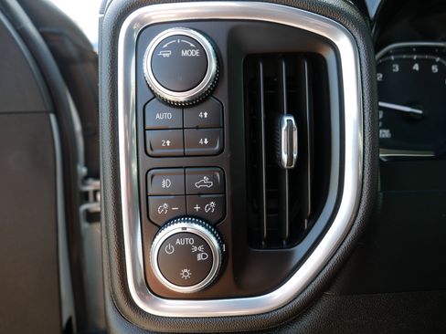 Used 2021 GMC Sierra 1500 Elevation w/ X31 Off-Road Package AWD/4WD image 26