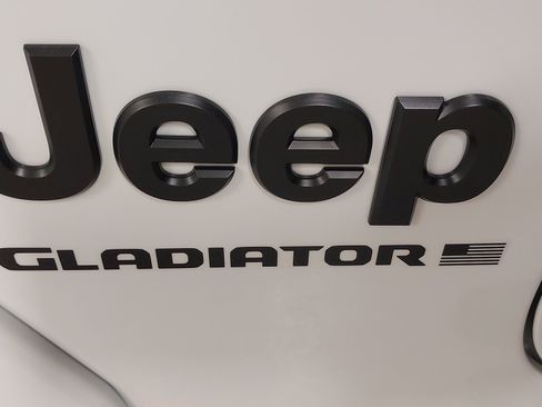 New 2026 Jeep Gladiator Willys image 31