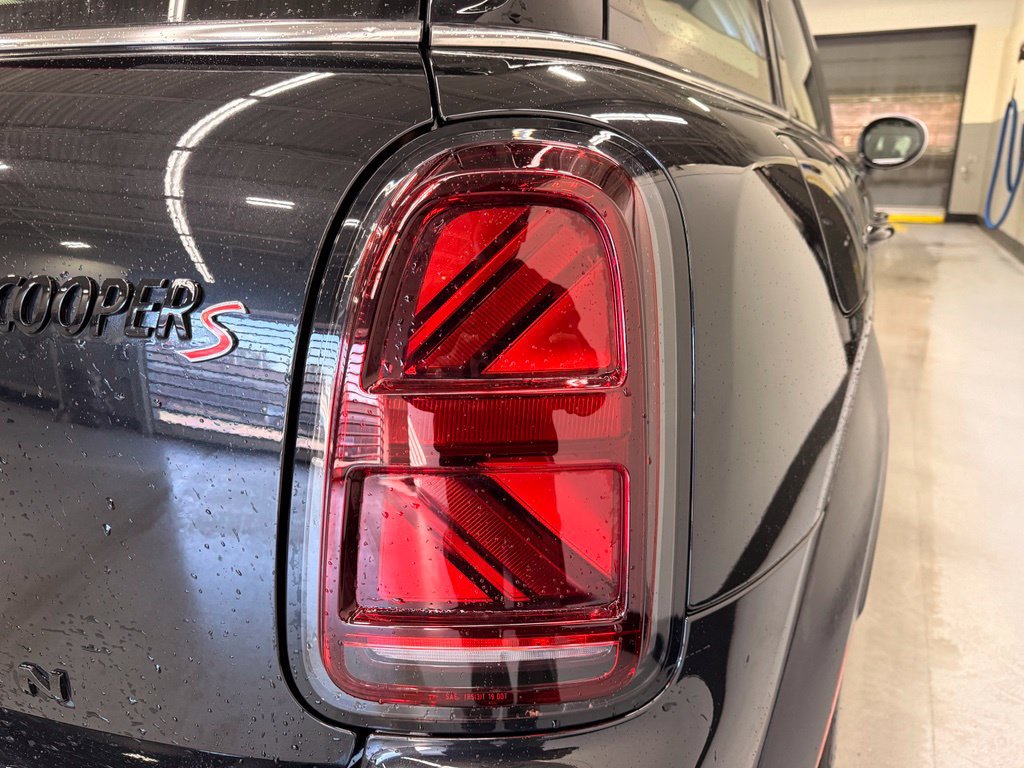 Certified 2024 MINI Cooper Countryman S AWD/4WD image 5