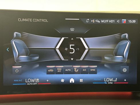Used 2025 BMW 228i xDrive AWD/4WD image 19