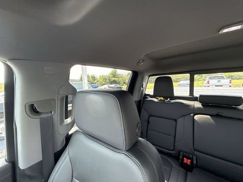 Certified 2020 GMC Sierra 1500 SLT w/ SLT Premium Package AWD/4WD image 10