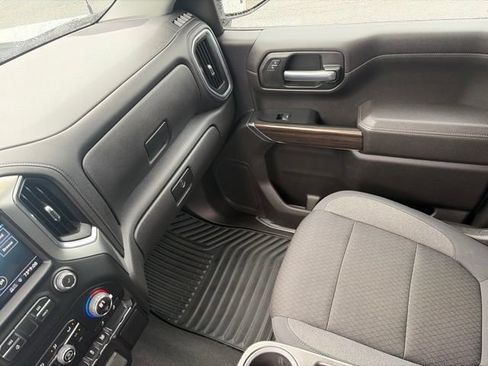 Used 2022 Chevrolet Silverado 1500 LT AWD/4WD image 14