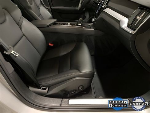 Used 2025 Volvo S60 B5 Core image 77