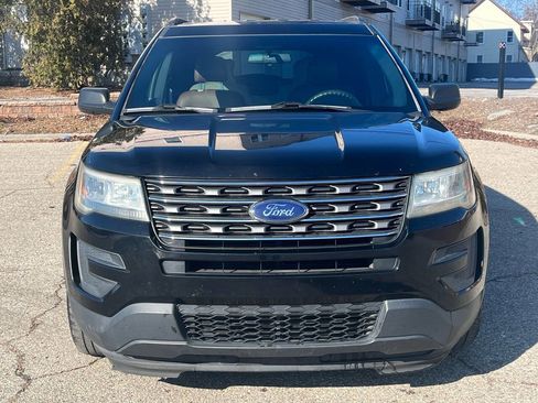 Used 2016 Ford Explorer FWD image 3