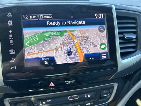 Used 2017 Honda Pilot Touring image 19
