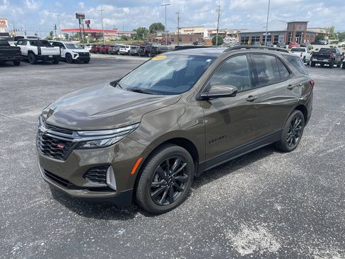 Used 2023 Chevrolet Equinox RS AWD/4WD image 1