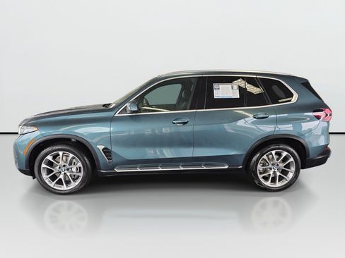 Used 2026 BMW X5 xDrive40i AWD/4WD image 6