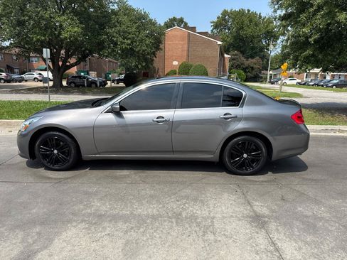 Used 2015 INFINITI Q40 AWD w/ Navigation Package image 8