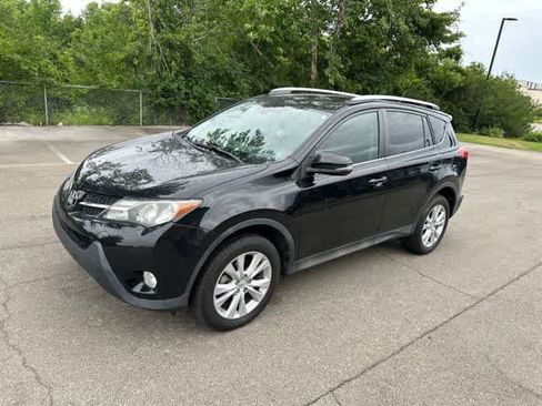 Used 2015 Toyota RAV4 Limited w/ Technology Package AWD/4WD image 17