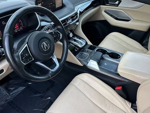 Used 2023 Acura MDX w/ Technology Package FWD image 10