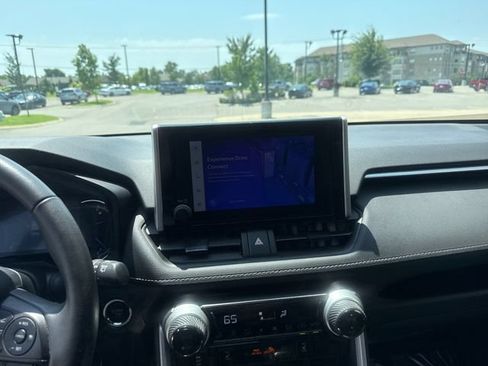 Used 2024 Toyota RAV4 XLE w/ Convenience Package AWD/4WD image 14