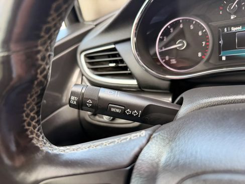 Used 2018 Buick Encore Essence FWD image 15