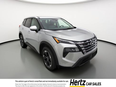 Used 2025 Nissan Rogue SV image 1