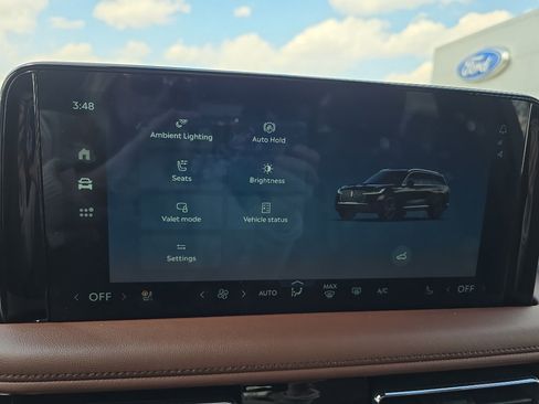 Used 2025 Lincoln Aviator Reserve w/ Jet Appearance Package AWD/4WD image 31