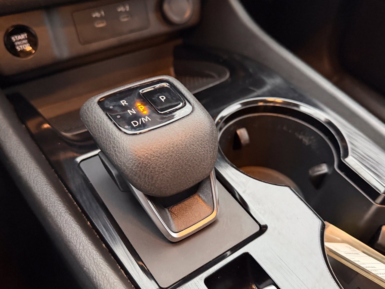 Certified 2025 Nissan Rogue SV FWD image 20