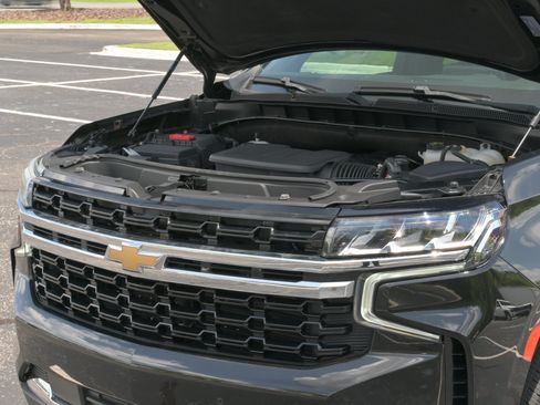 Used 2023 Chevrolet Tahoe LS RWD image 8